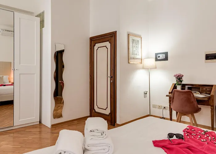 Leonardino - Sweet Dreams In Apartment *